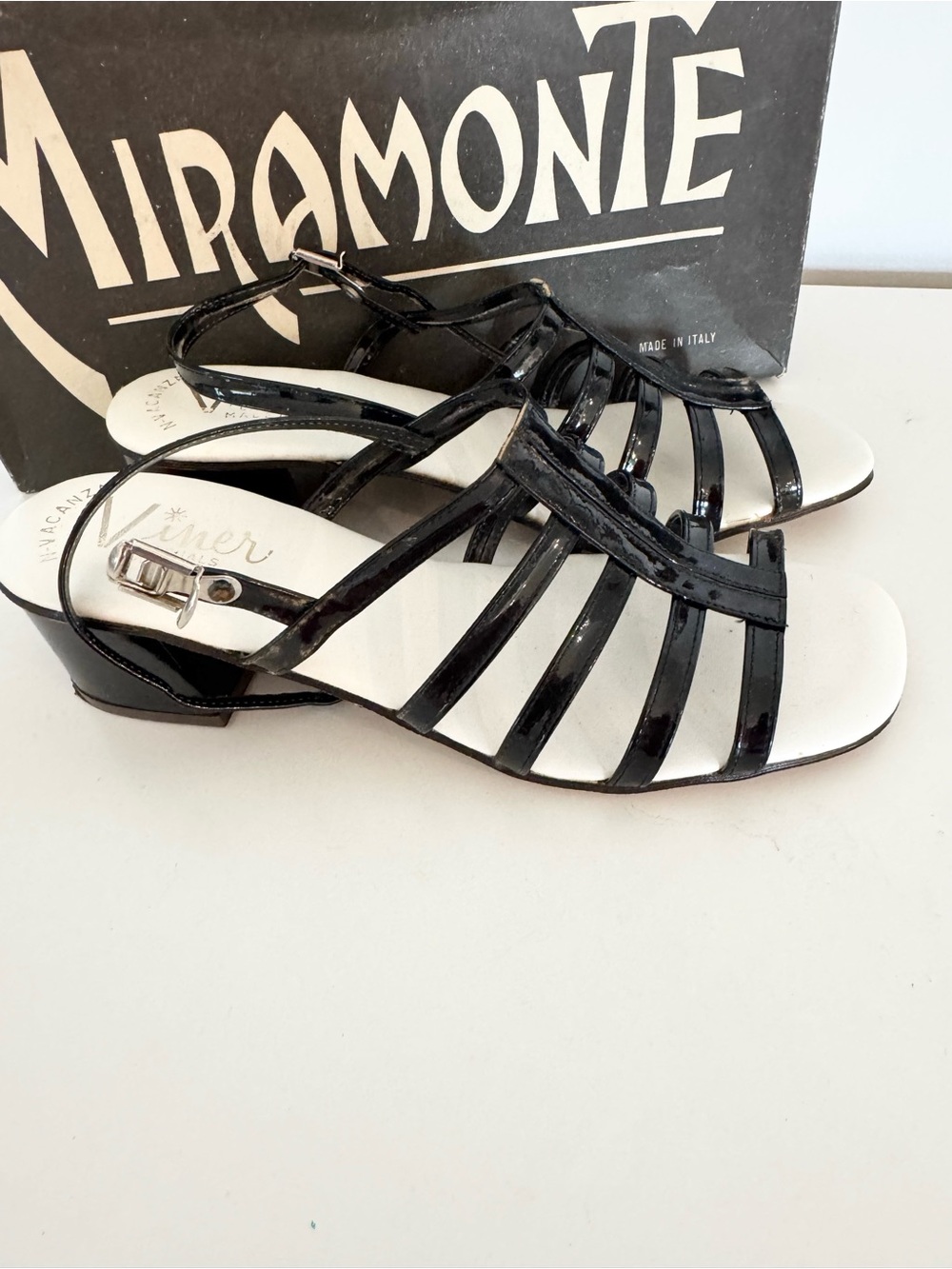 Women's Black Patent Strappy Low Heel Sandals vintage Viner